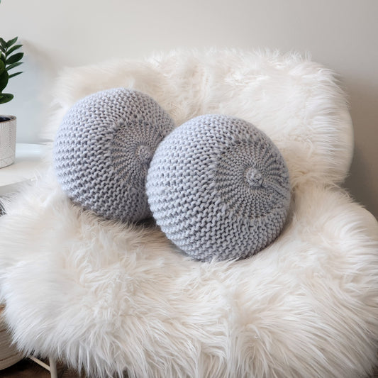 Stylish Hand-knit Round Throw Pillow